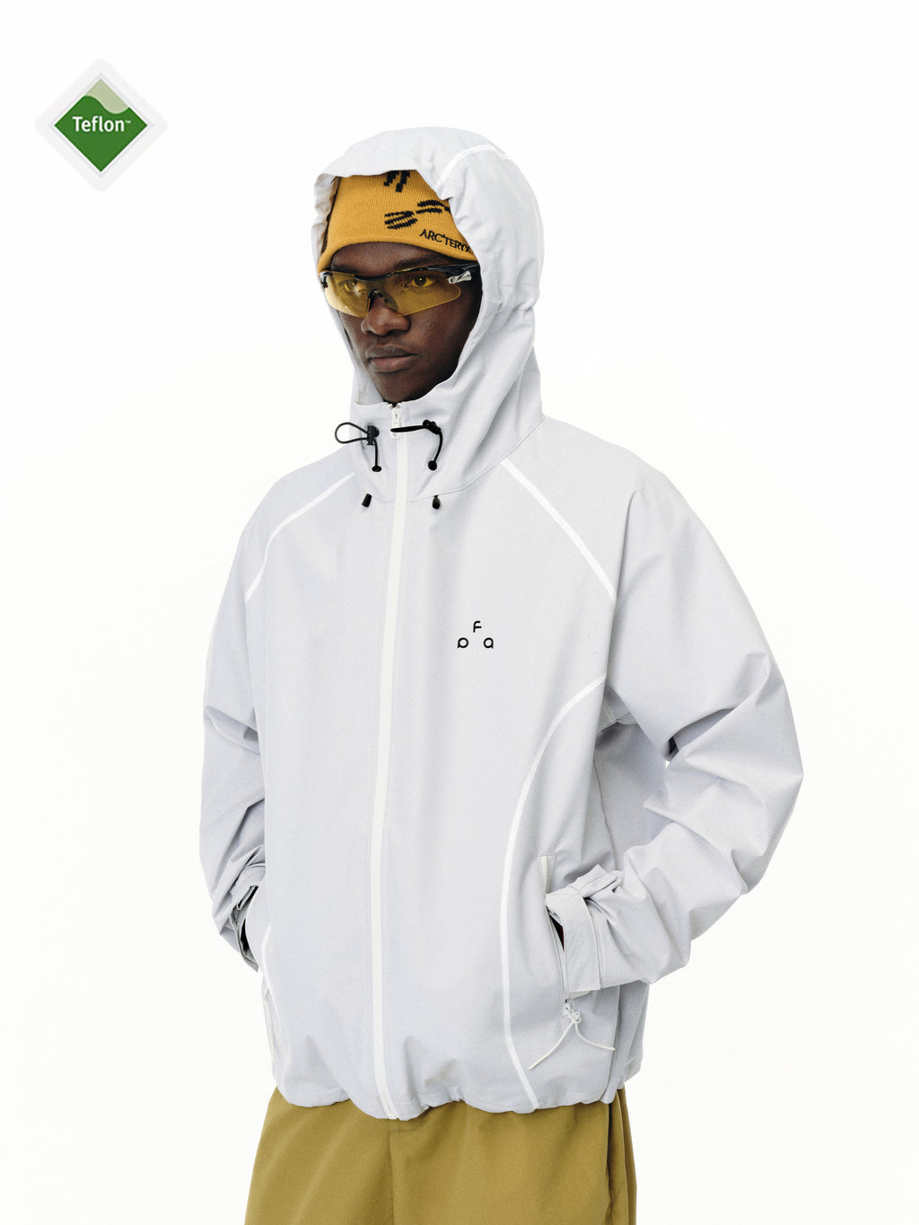 FPA Three-Proof Hasselblad Color-Block Hardshell Jacket - Chinese Streetwear Outdoor Windproof Sports Coat in Coconut White, Couple Thin Jacket for Men