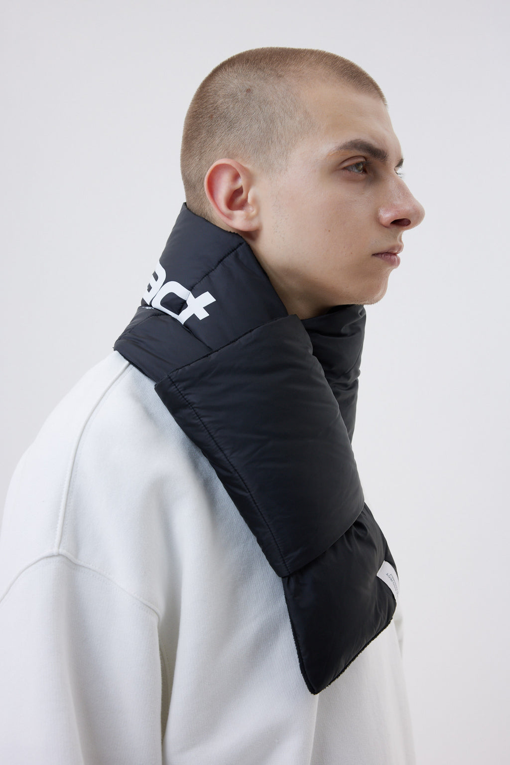 FPA (VENGETICE) Logo Printed Quilted Scarf