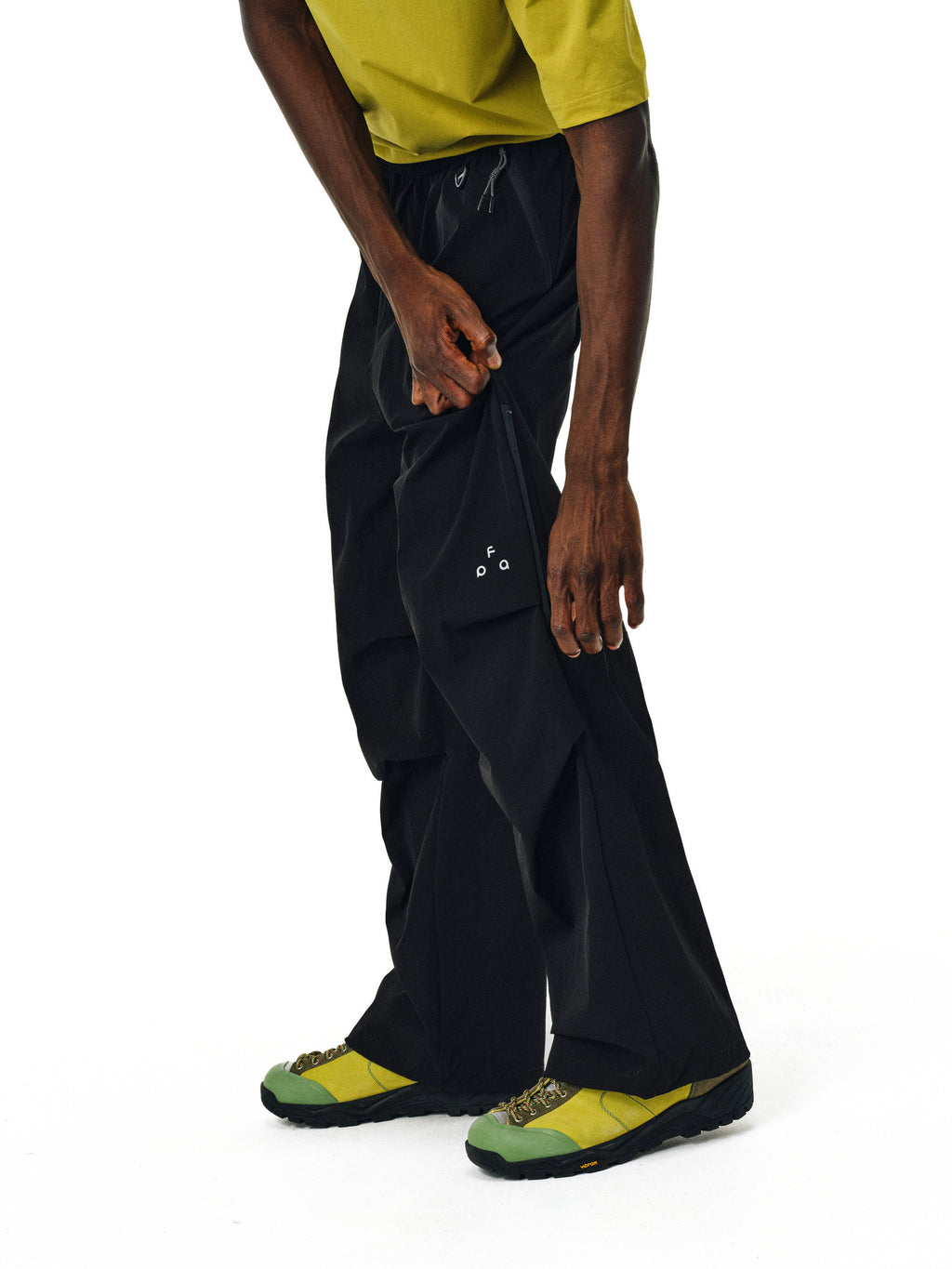 FPA Lightweight Windproof Water-Resistant Zip Pants for Outdoor Autumn Sports Loose Paratrooper Pants