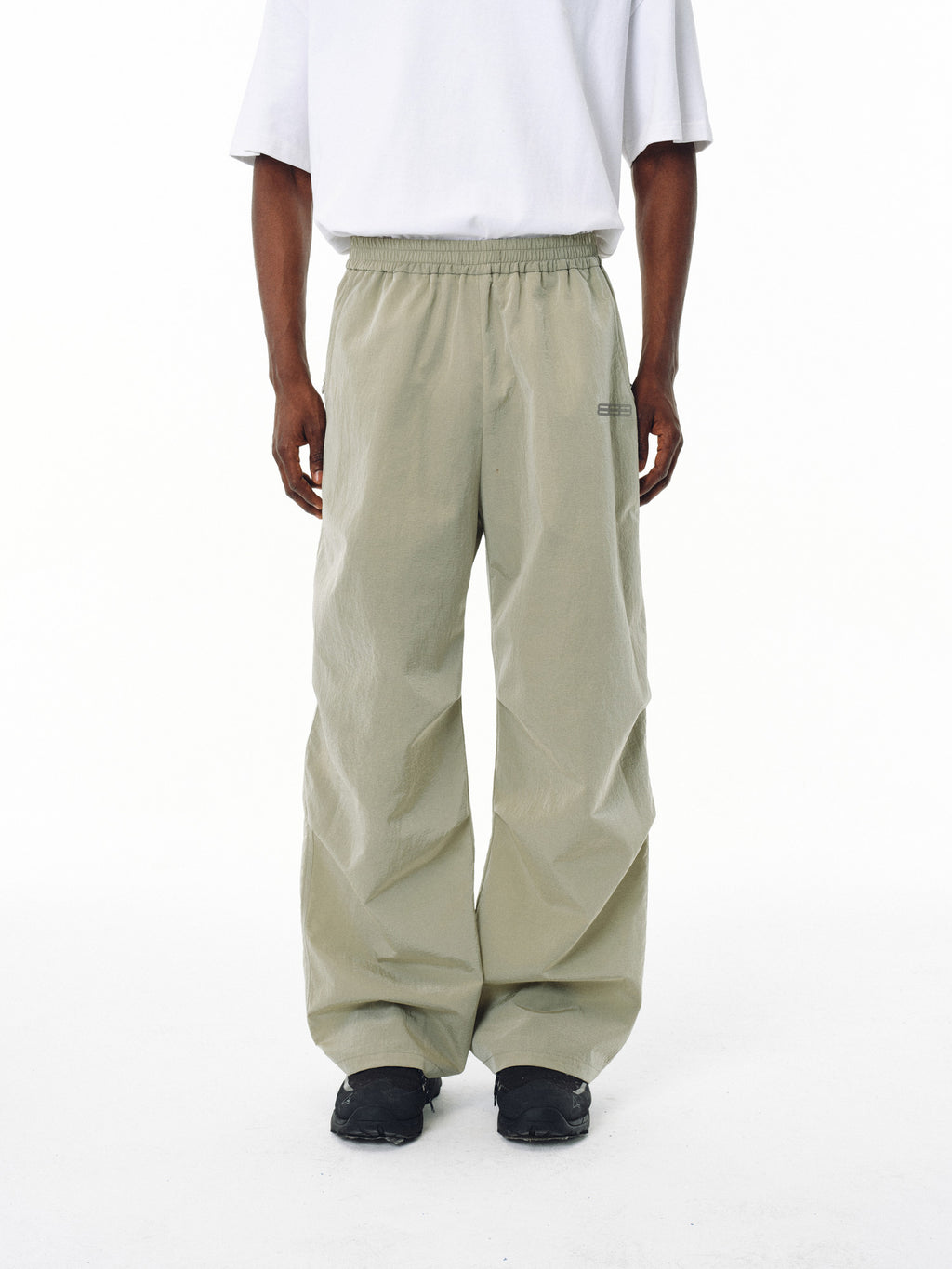 FPA Water-Repellent Slightly Crinkled Metal Nylon Paratrooper Pants – Chinese Streetwear Trendy Loose Fit Casual Long Pants for Spring/Autumn