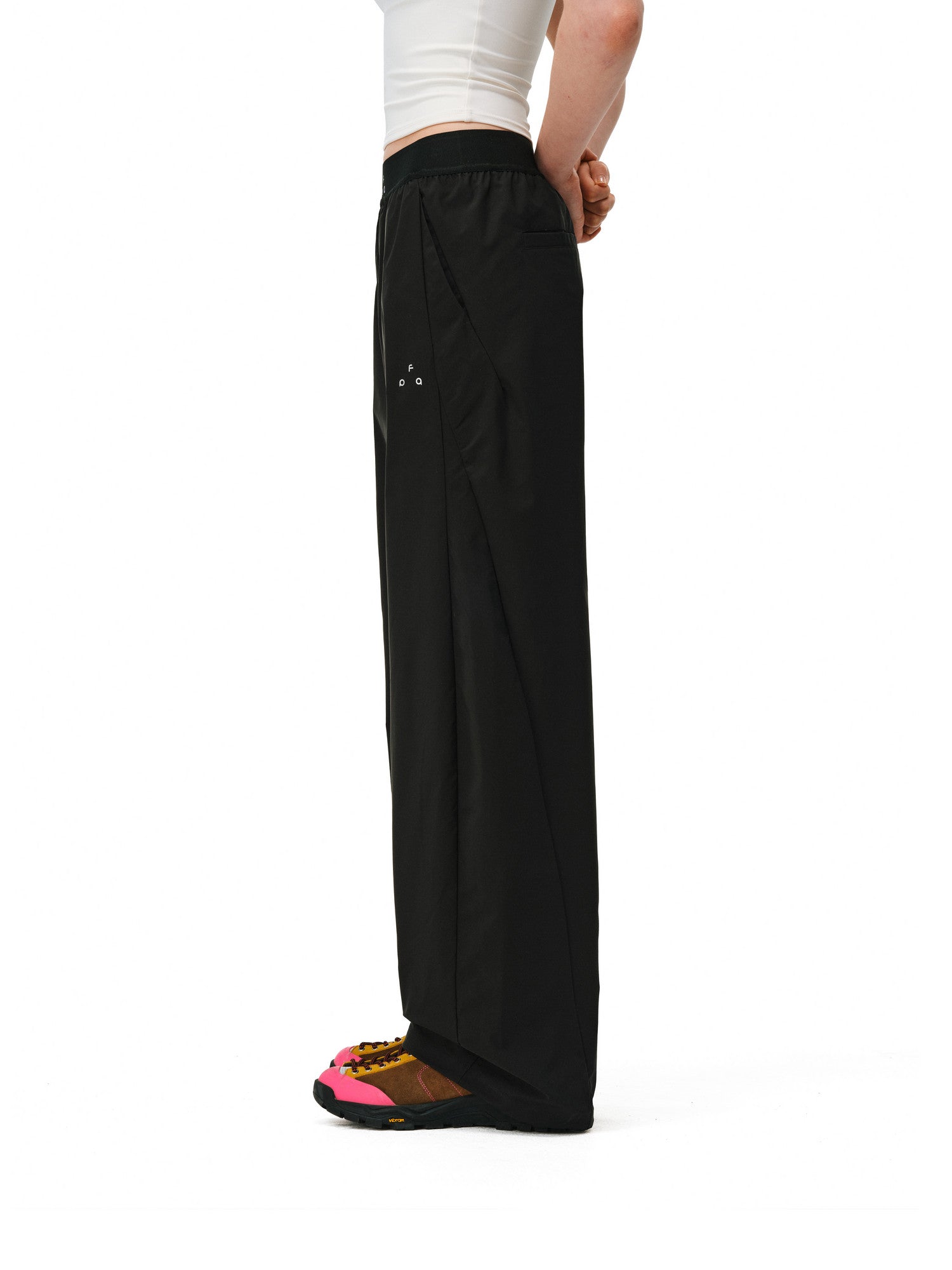 FPA Elastic Logo Woven Quick-Dry Curved-Leg Trousers for Outdoor Sports, Loose Fit, Hiking, Drawstring, Unisex Casual Pants