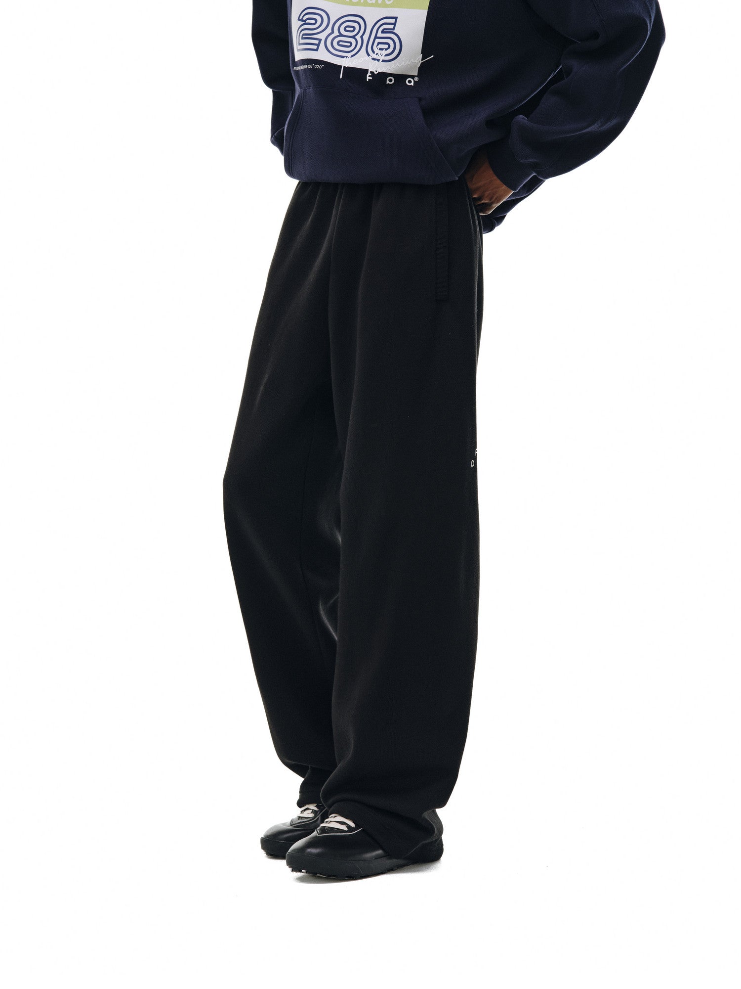 FPA Outdoor Thermoregulating Warm 5A Antibacterial Anti-Static Textured Knit Sweatpants – Loose Straight-Leg Trousers for Spring/Autumn