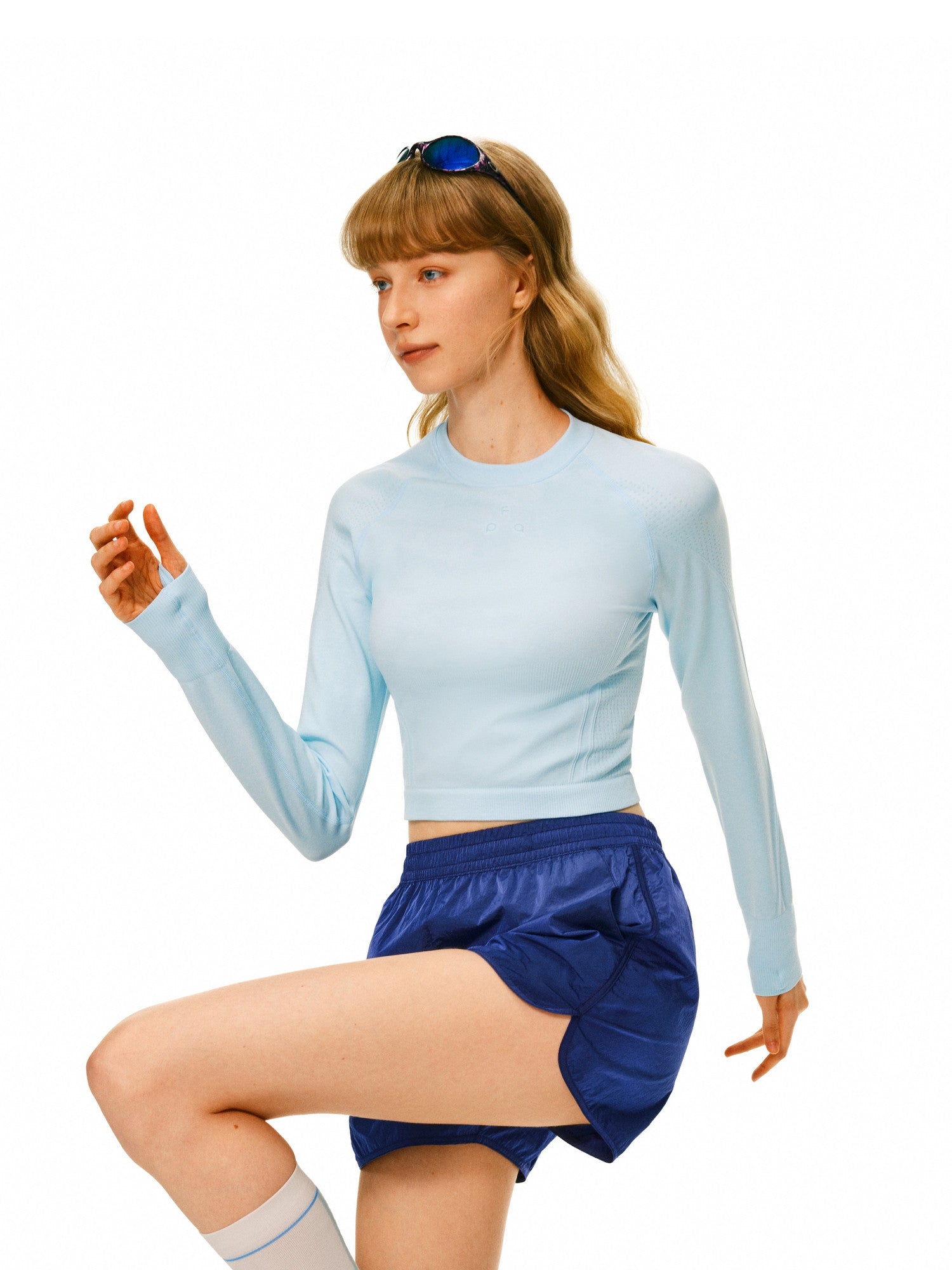 FPA Seamless Breathable Short-Length Long-Sleeve Women's Top for Outdoor Fitness and Yoga, Fitted High-End Crew Neck T-Shirt