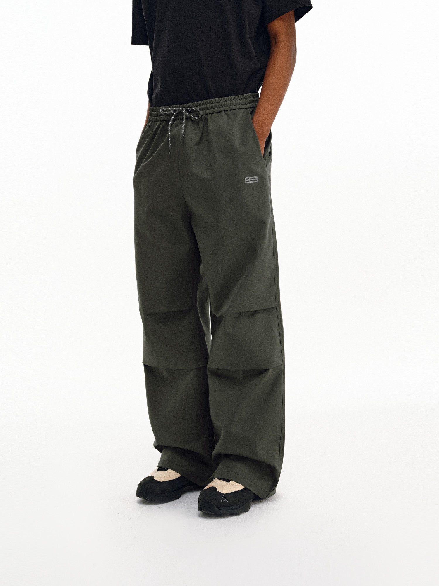 FPA Water-Repellent Straight-Leg Printed Parachute Pants, Chinese Streetwear Outdoor Drawstring Loose Black Long Casual Pants