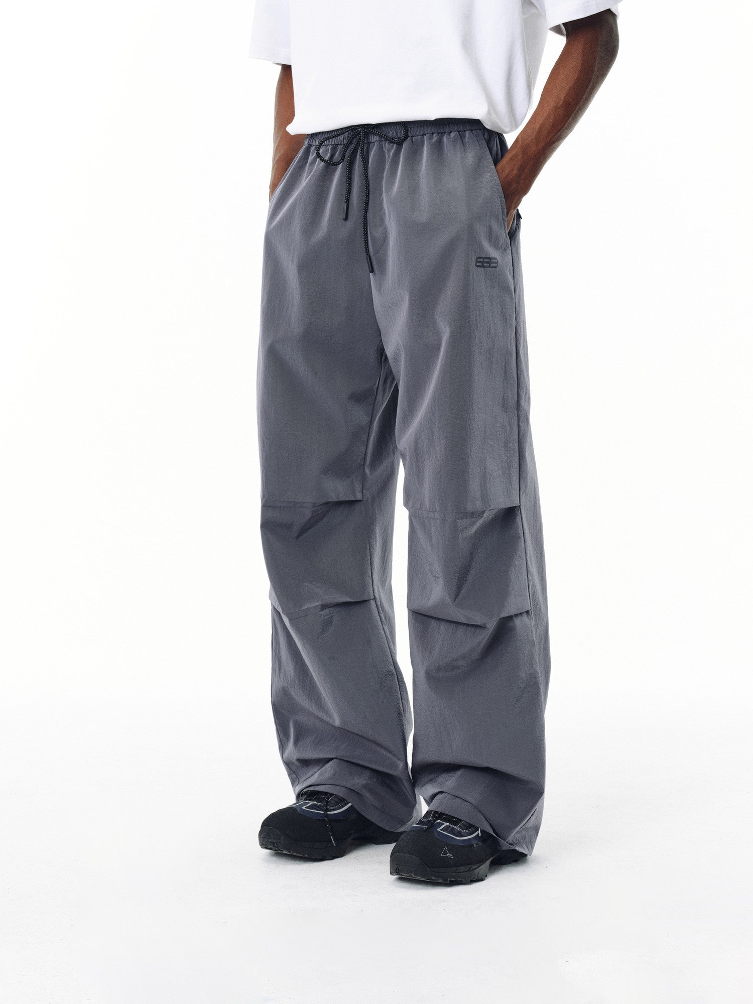 FPA Water-Repellent Slightly Crinkled Metal Nylon Paratrooper Pants – Chinese Streetwear Trendy Loose Fit Casual Long Pants for Spring/Autumn