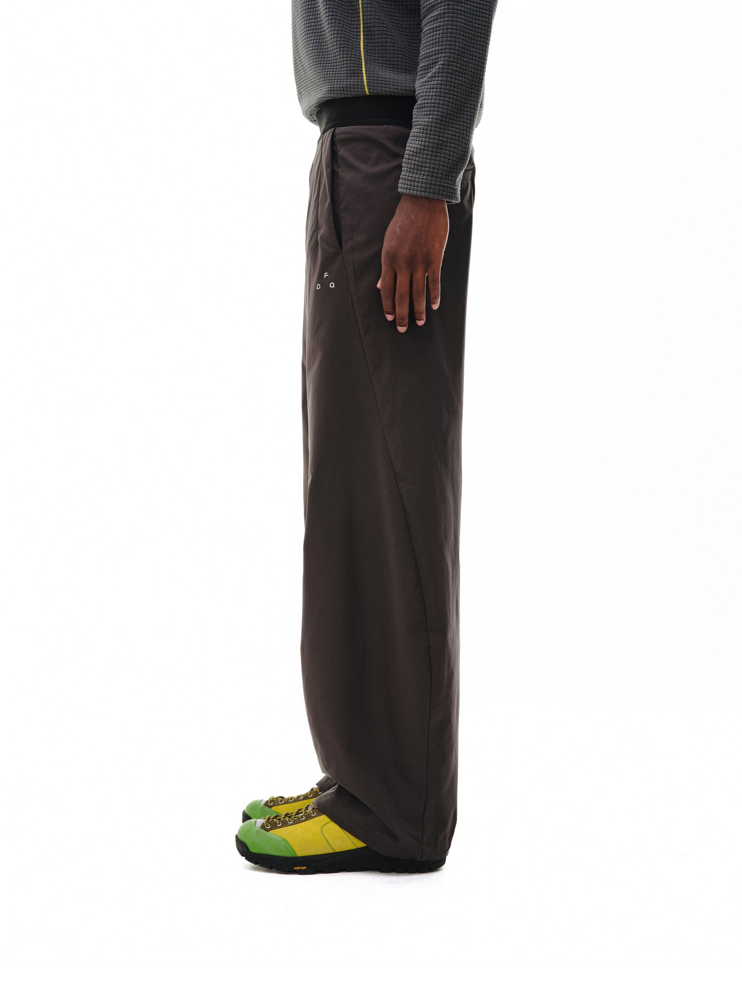 FPA Elastic Logo Woven Quick-Dry Curved-Leg Trousers